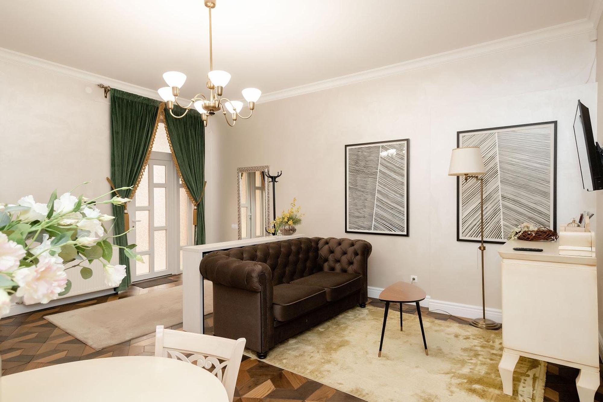 דירות לבוב Del Rey Luxury מראה חיצוני תמונה